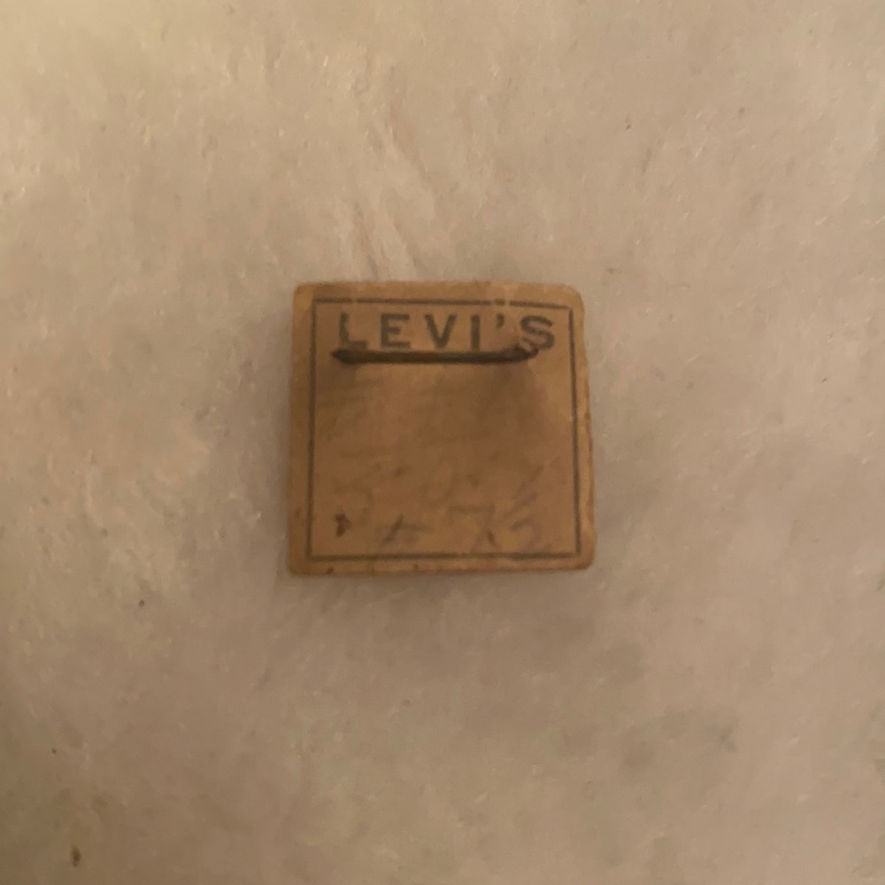 1940 circa LEVI tag